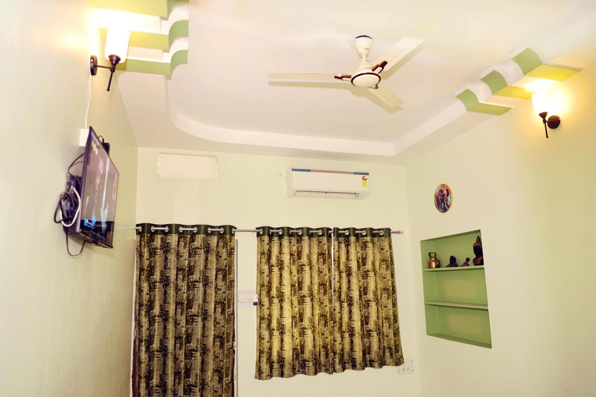 Shree Vinayak Guest House Ujjain Exterior foto